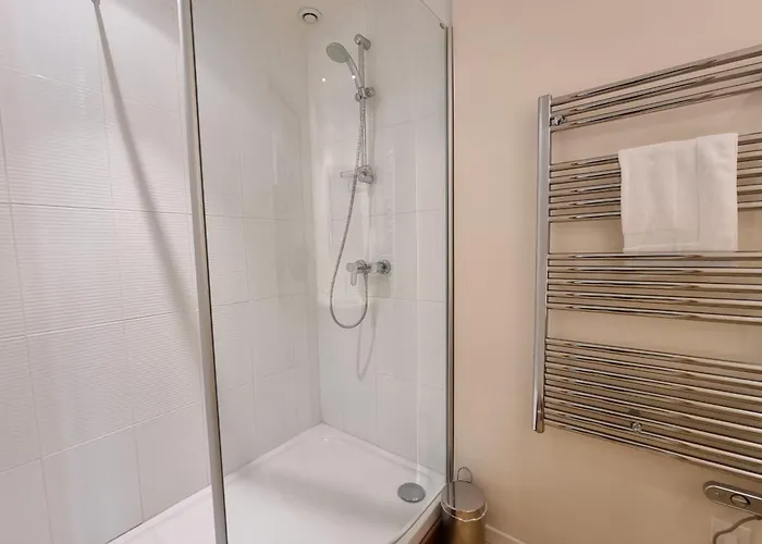 La Maison Du Puits With Wood-burning Stove Center 5p Nyaraló *